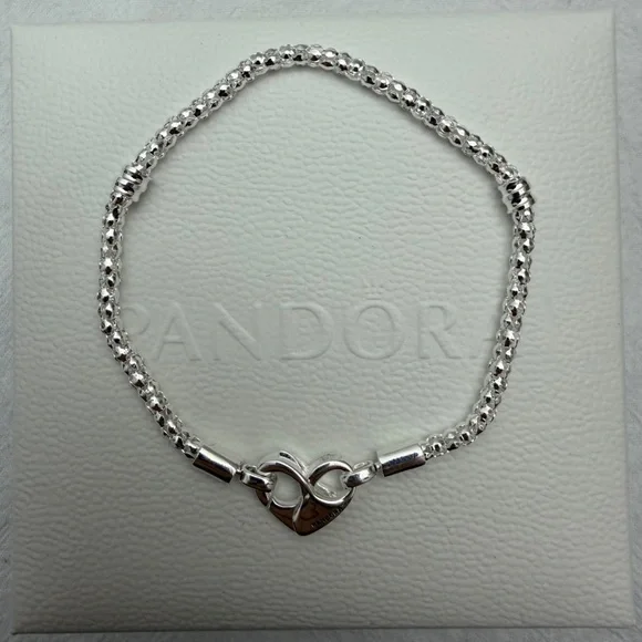 Pandora Moments Studded Chain Bracelet Size 7.5 Wrist Size 6.7 in - Picture 7 of 8